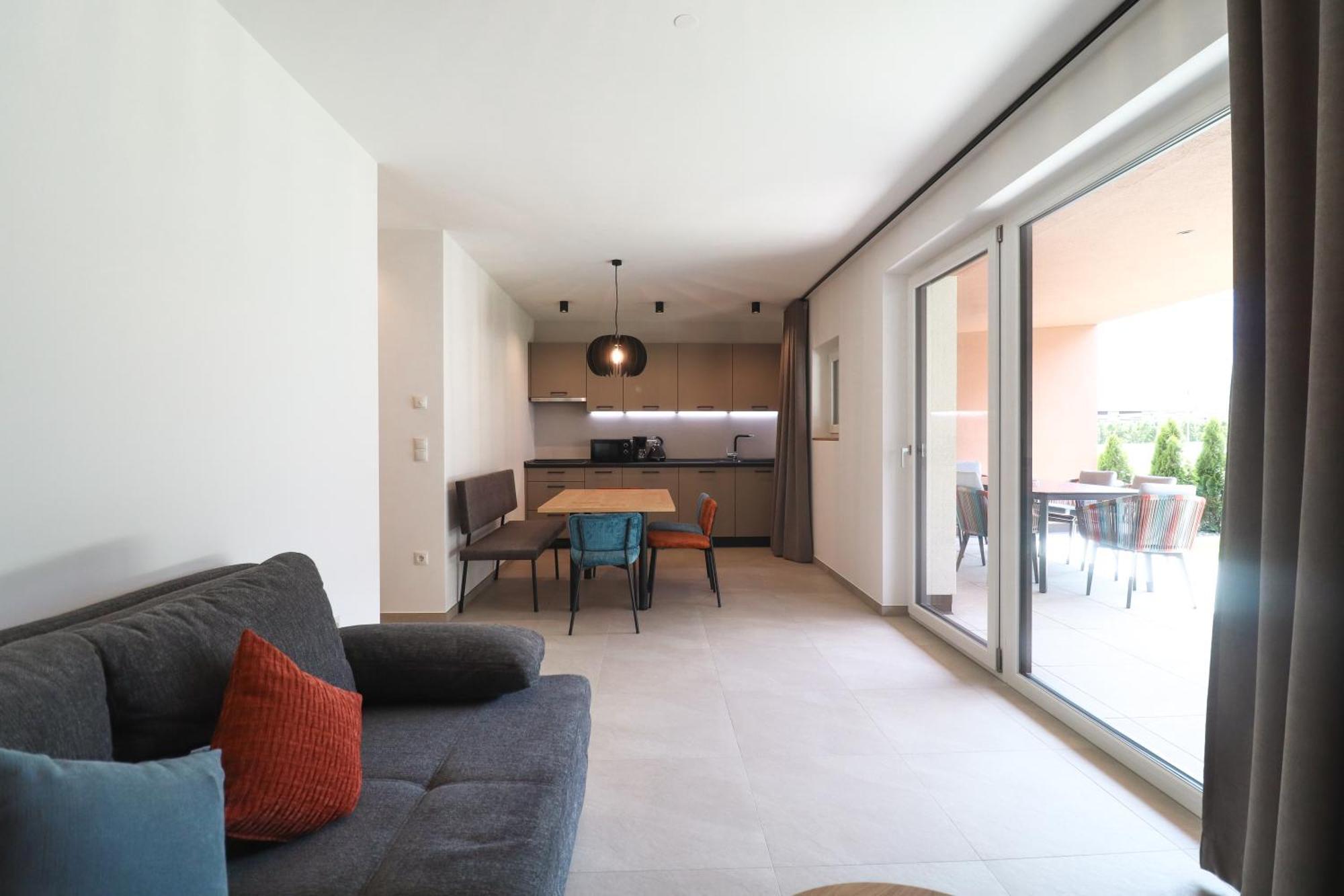 Residence Montani ลาเซส ภายนอก รูปภาพ