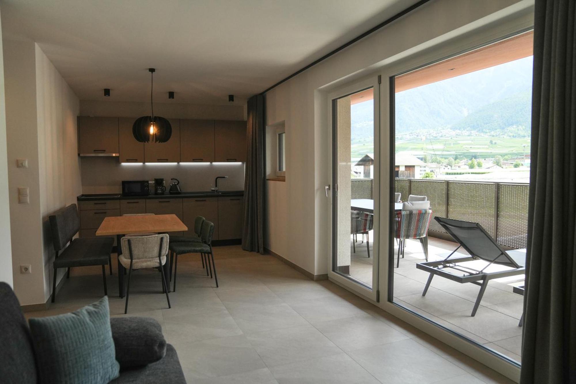 Residence Montani ลาเซส ภายนอก รูปภาพ