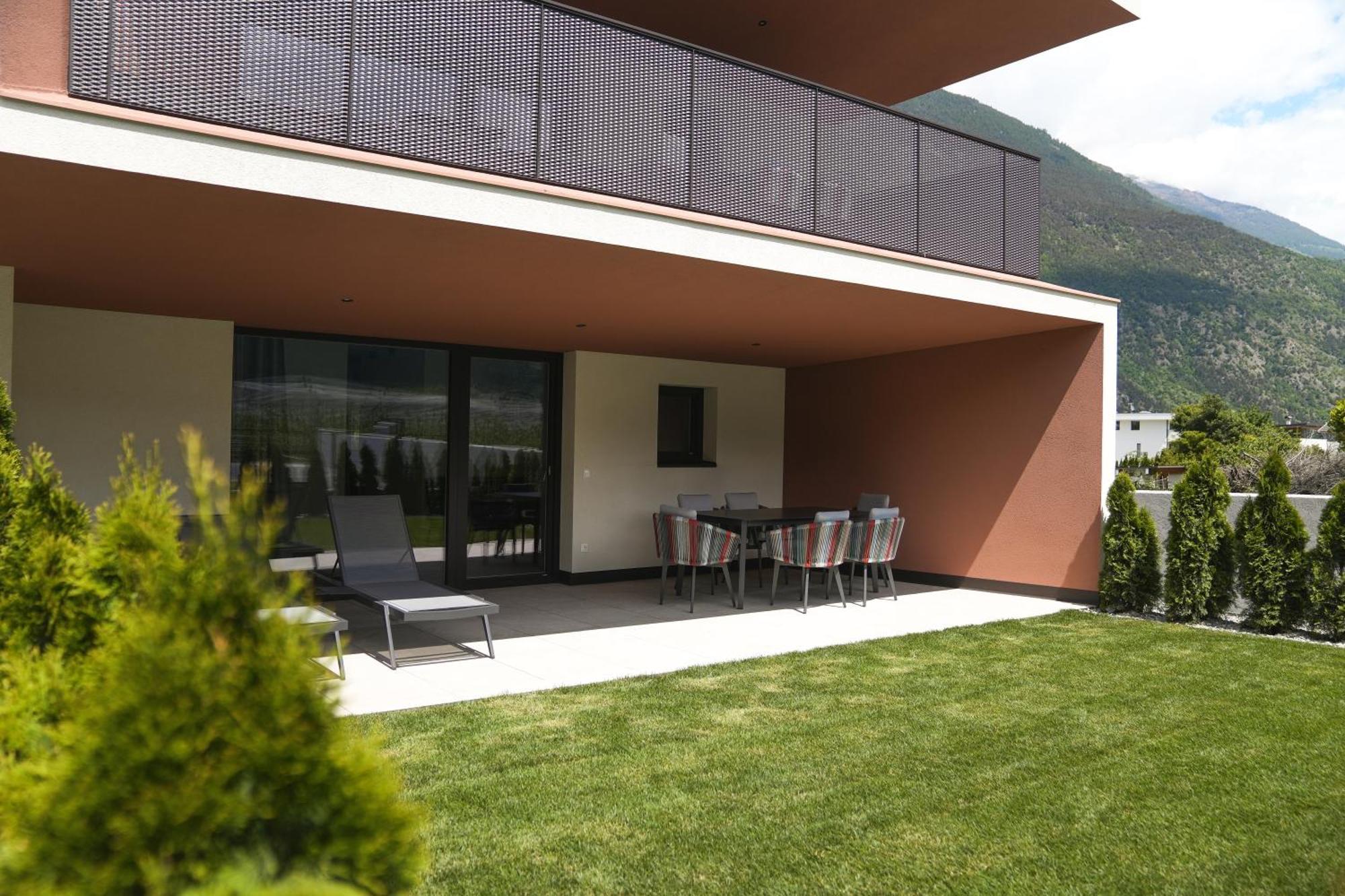 Residence Montani ลาเซส ภายนอก รูปภาพ