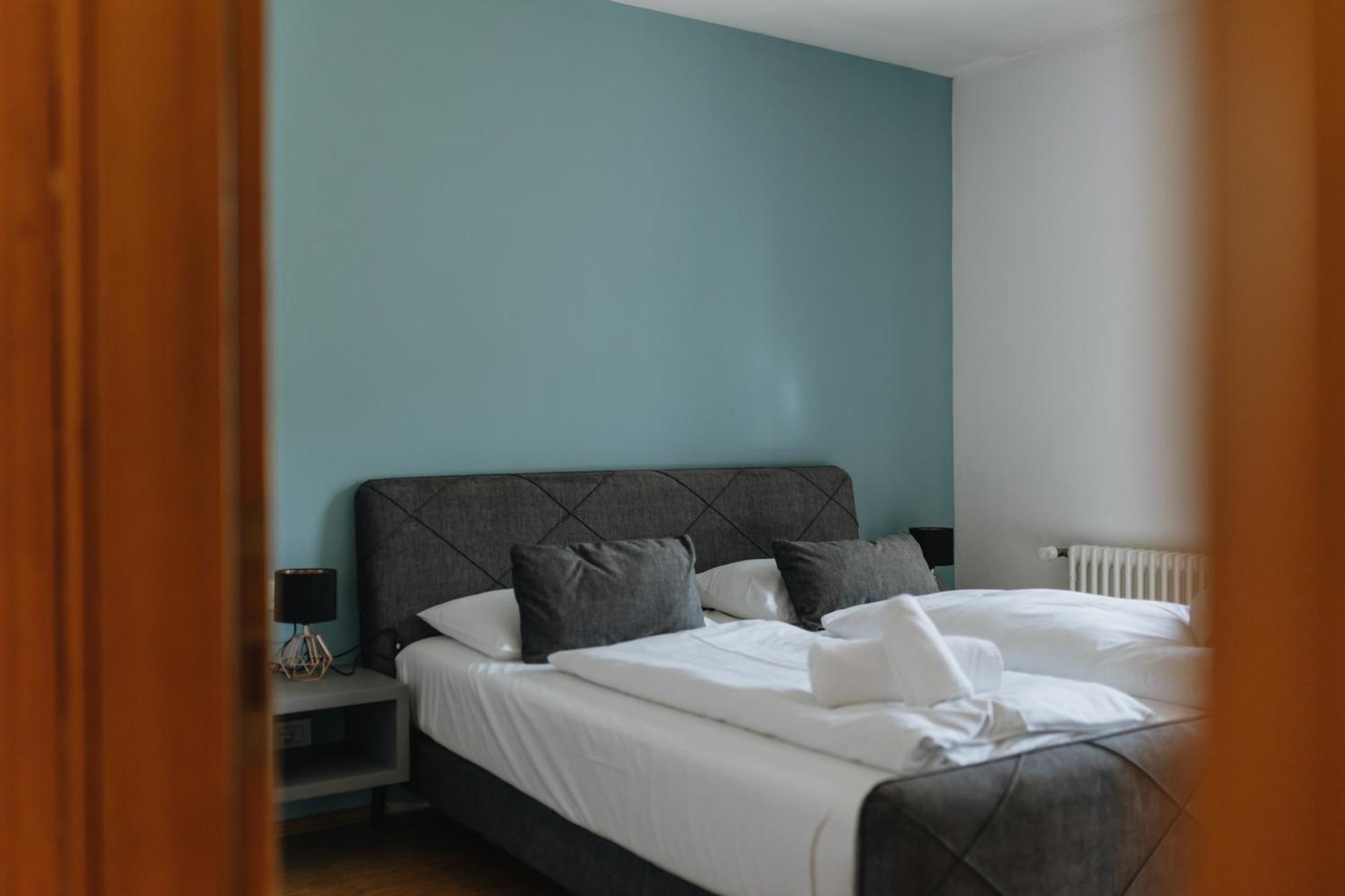 Residence Montani ลาเซส ภายนอก รูปภาพ
